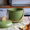 TAFELRESTJES GROEN METAL/BAMBOO 7L COMPOSTEMMER MET KOOLFILTER