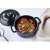 MINI STOOFPOTJE 12CM ZWART GIETIJZER COCOTTE